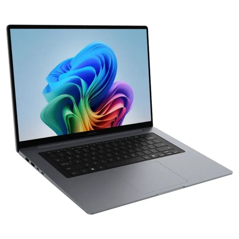 Samsung Galaxy Book6 NP744BJG-KA Core™ Ultra 5 325 16/32GB 512GB Intel® Graphics Win11Pro 14" WUXGA Gris